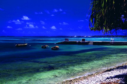 S.4a Tuvalu c) mrlins wikicommons .jpg